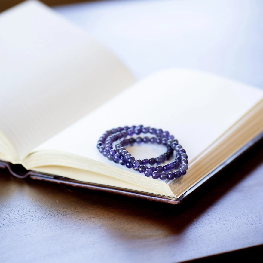 The Evoline Amethyst Calm & Clarity Bracelet, purple gemstone bracelet for calm and clarity, energy bracelet