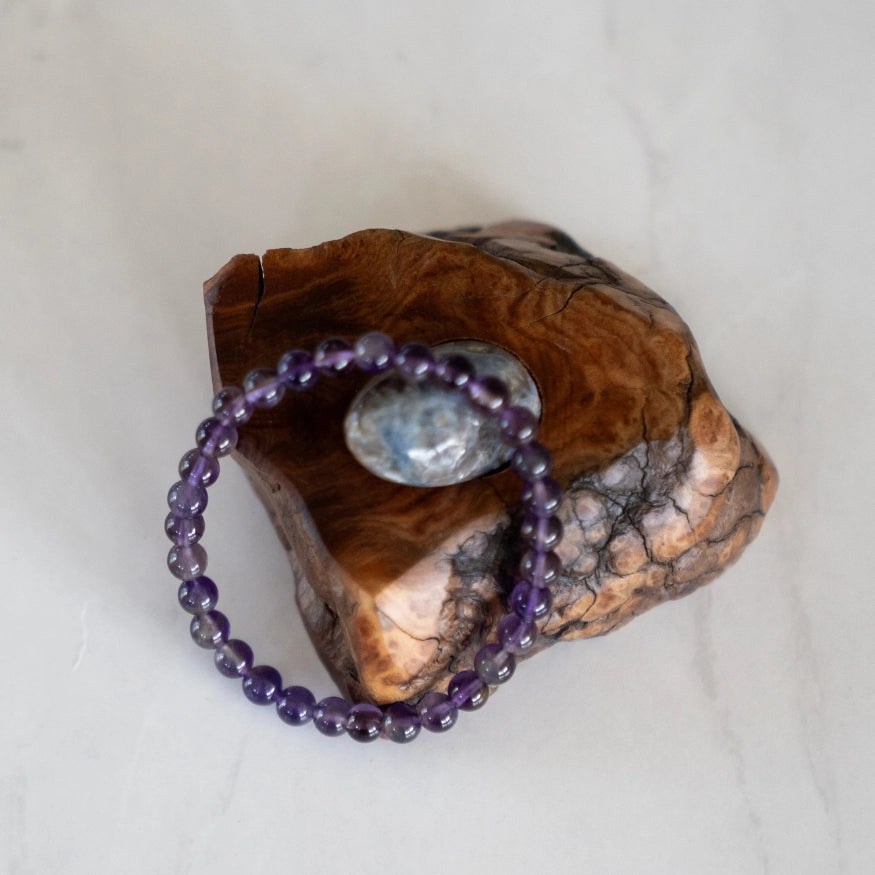 The Evoline Amethyst Calm & Clarity Bracelet, purple gemstone bracelet for calm and clarity, energy bracelet