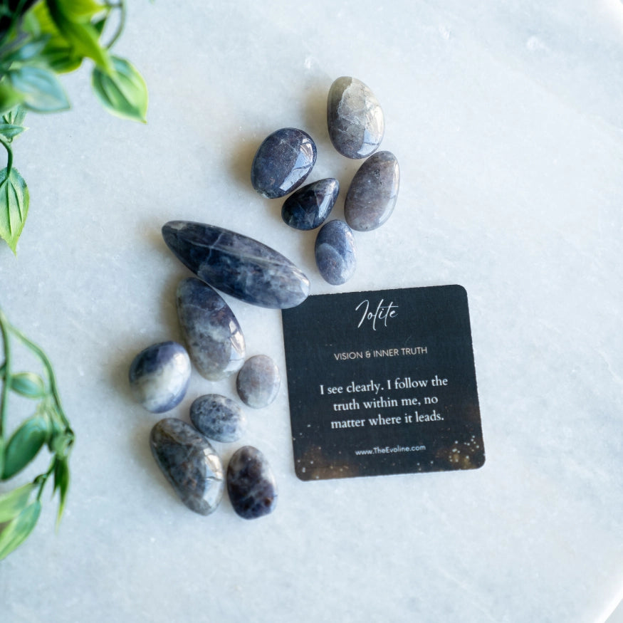Iolite tumbles stone with affrimation card