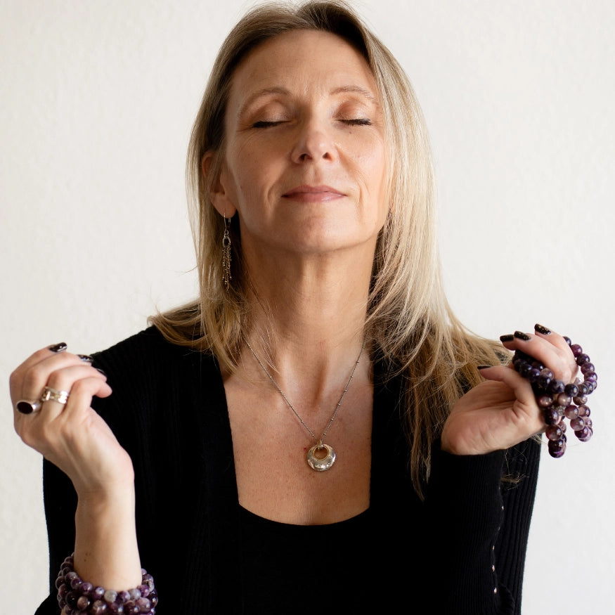 Rebekah wearing The Evoline Lepidolite Serenity & Emotional Balance Bracelet 